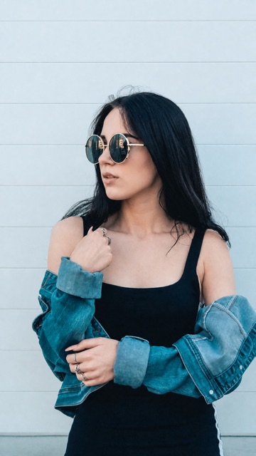Retouch AI preset for Instagram photos